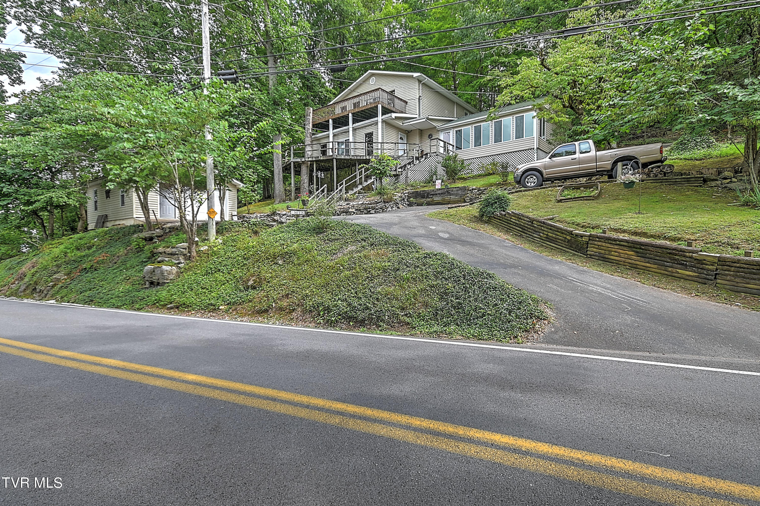 616 Oak Grove Road Gray, TN 37615 - Photo 3 of 60 Oak Grove Manis-10