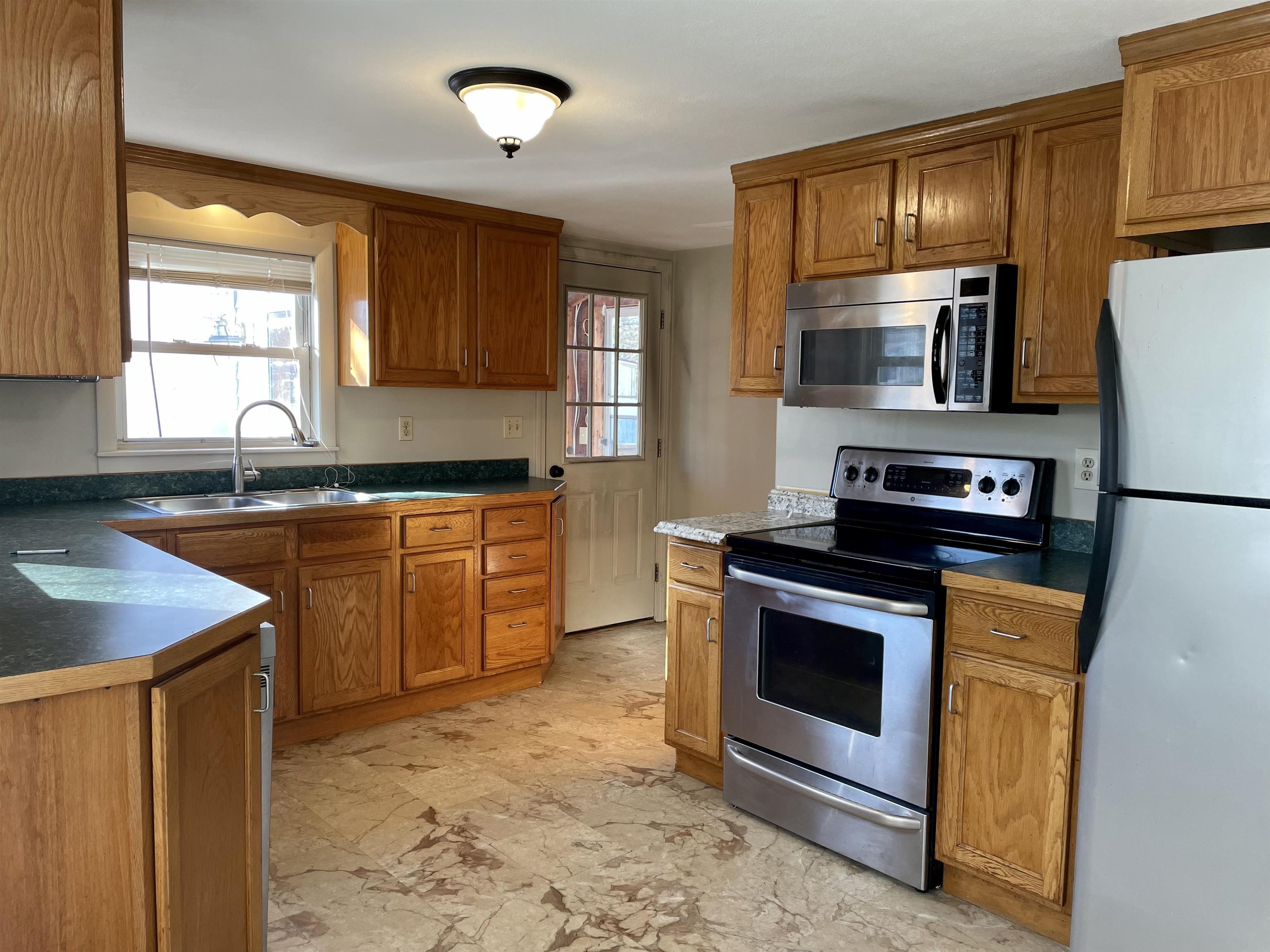 191 Lafayette Road Seabrook, NH 03874 - Photo 5 of 19