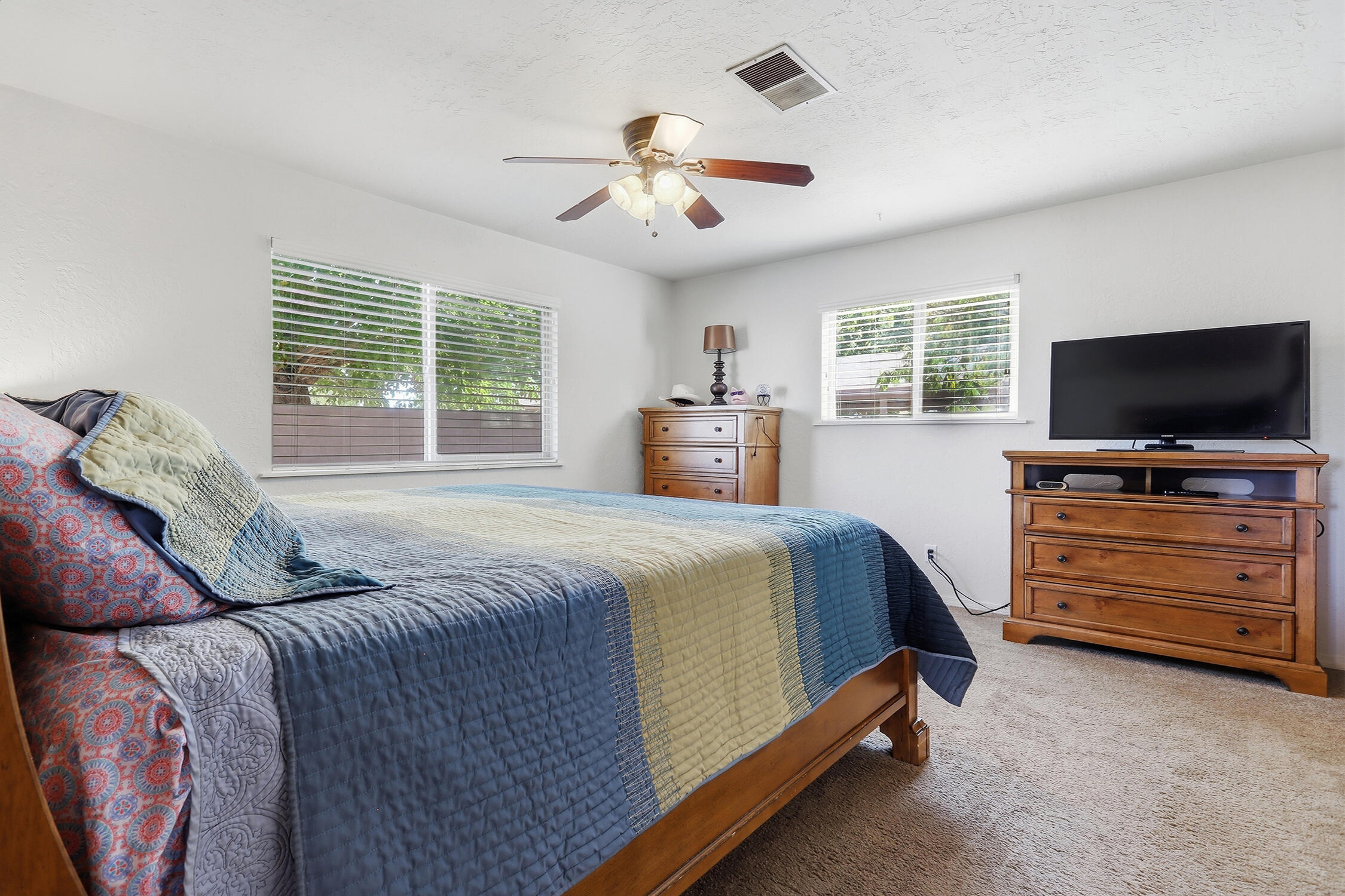 2332 Sunshine Road Southwest Albuquerque, NM 87105 - Photo 11 of 28 Gallery Image 11