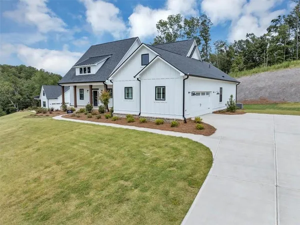 a house view with a outdoor space