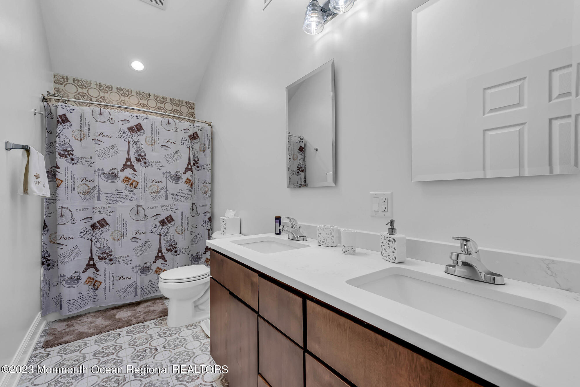92 Obre Road Colts Neck, NJ 07722 - Photo 45 of 55 Second Floor - Bathroom