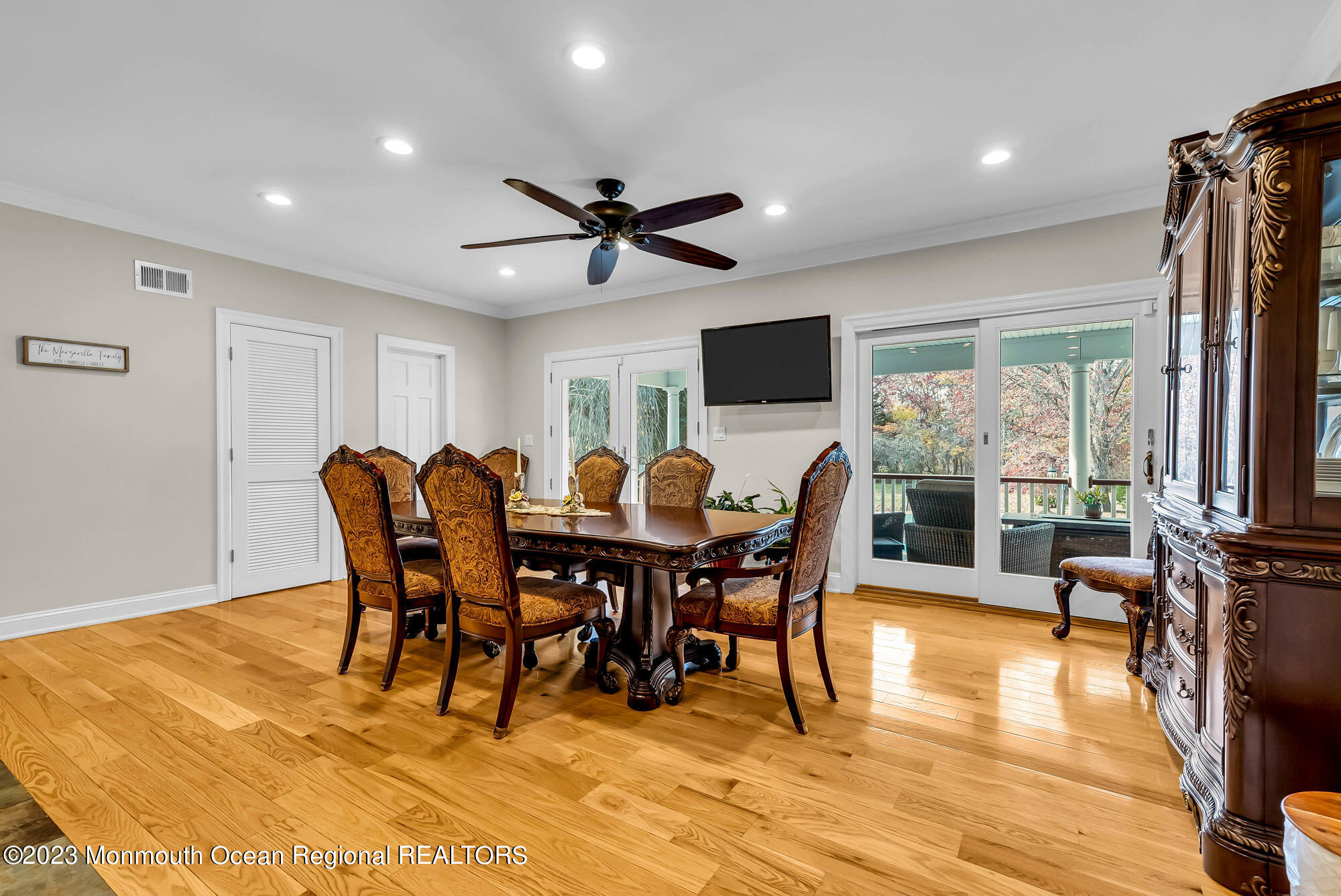92 Obre Road Colts Neck, NJ 07722 - Photo 50 of 55 Dining area