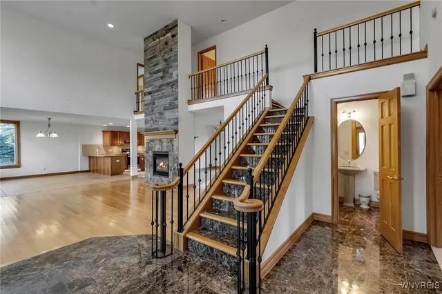 $899,900 | 4505 Timberlakes Drive, Clarence, NY 14031