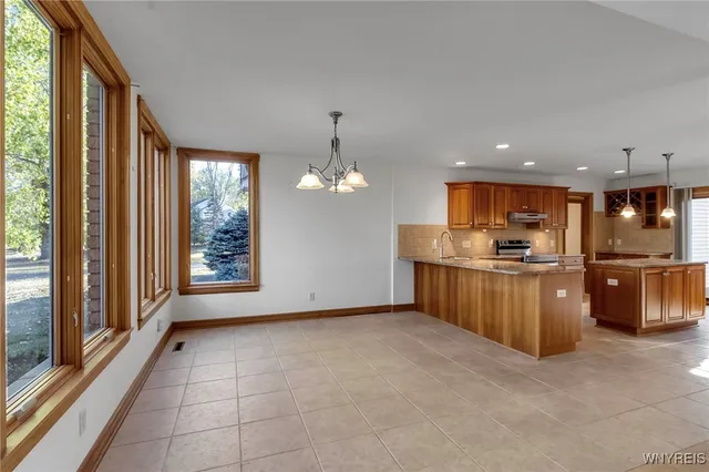 $899,900 | 4505 Timberlakes Drive, Clarence, NY 14031