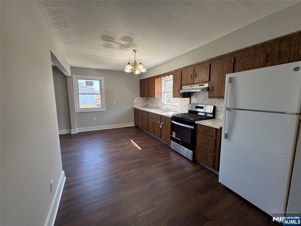 8 Lincoln Place, Unit 2 East Rutherford, NJ 07073 - Photo 2 of 5