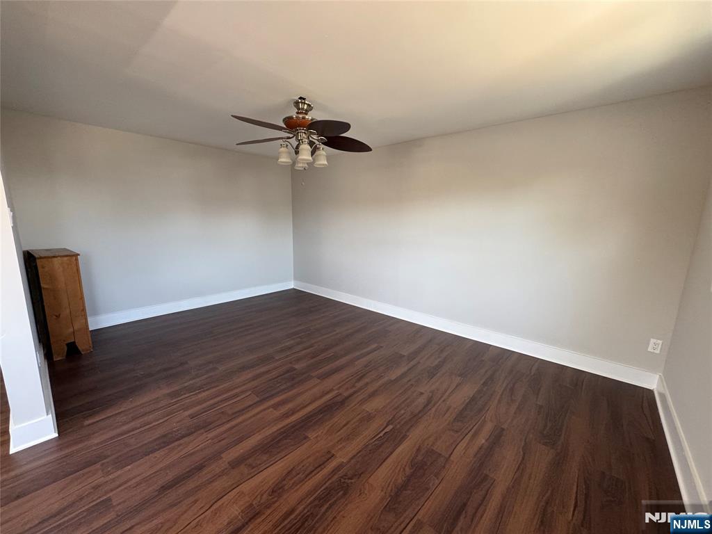 8 Lincoln Place, Unit 2 East Rutherford, NJ 07073 - Photo 3 of 5