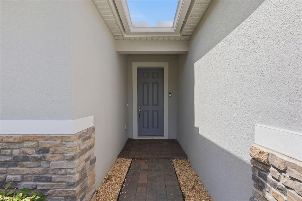 9068 Cape Cod Road DeLand, FL 32724 - Photo 3 of 28 Gallery Image 3