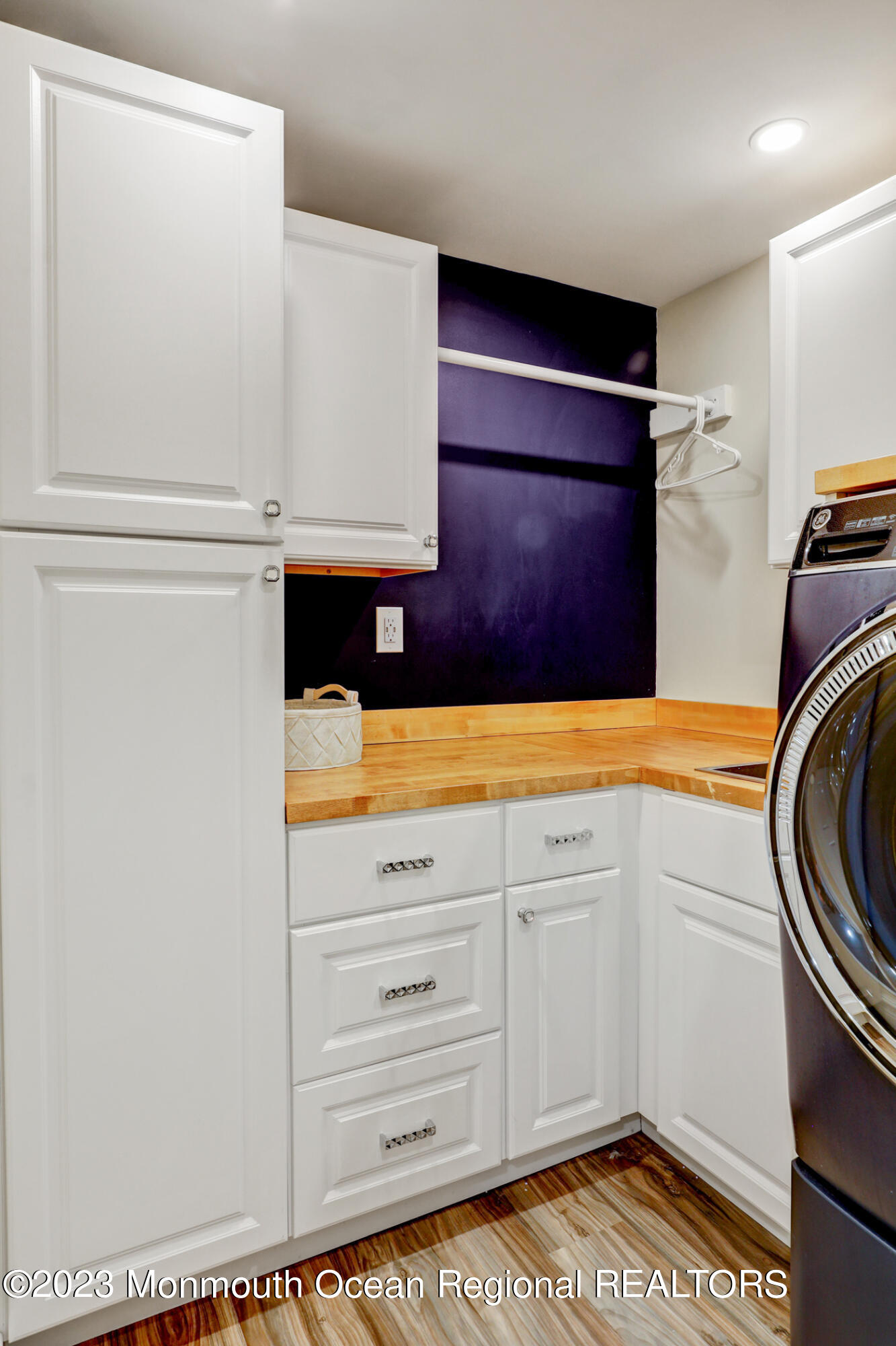 47 Strickland Road Freehold, NJ 07728 - Photo 39 of 54 37 - Laundry