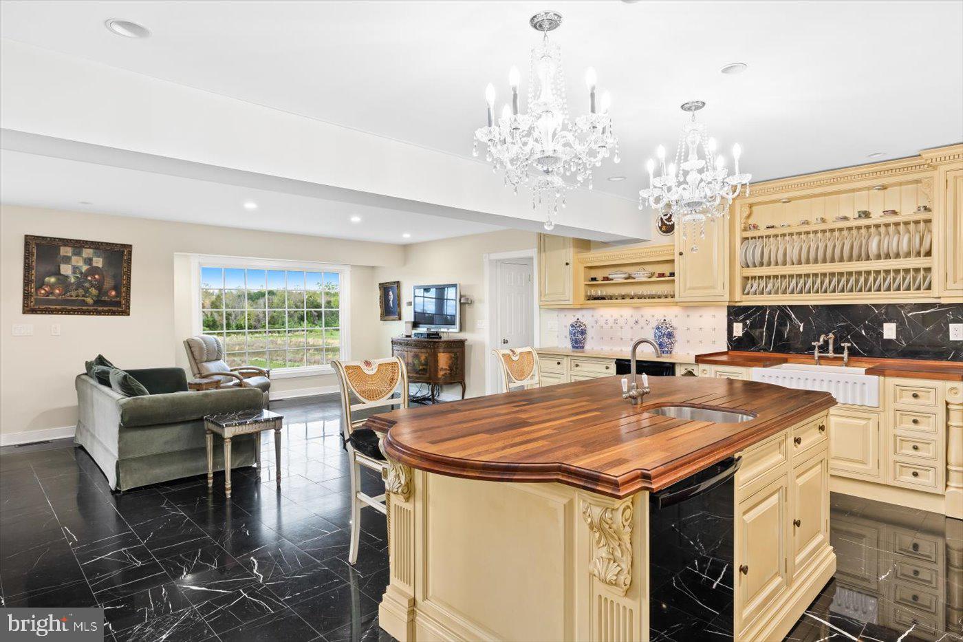 4 Pointers Ridge Fredericksburg, VA 22405 - Photo 23 of 118 ELEGANT FINISHES