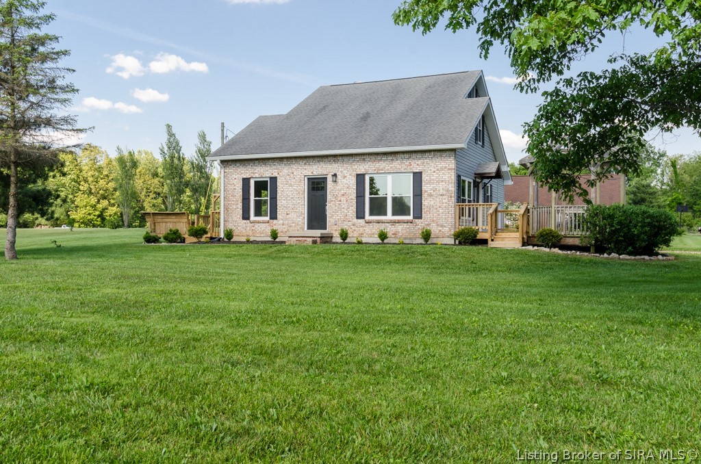 2720 South Wathan Road Pekin, IN 47165 - Photo 3 of 34