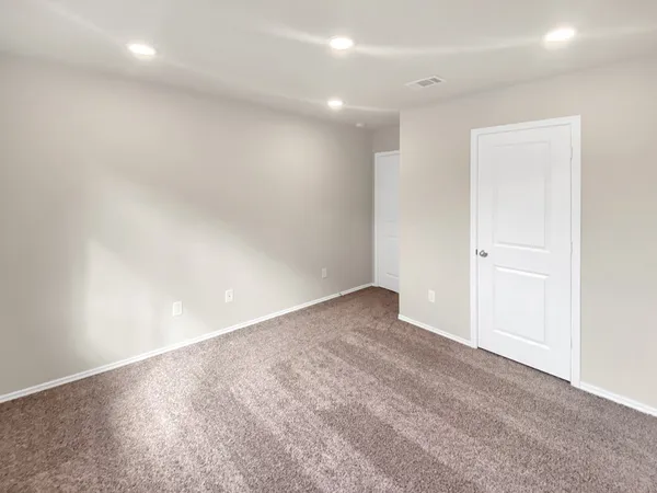 $275,000 | 405 Mohawk Drive, Conroe, TX 77316