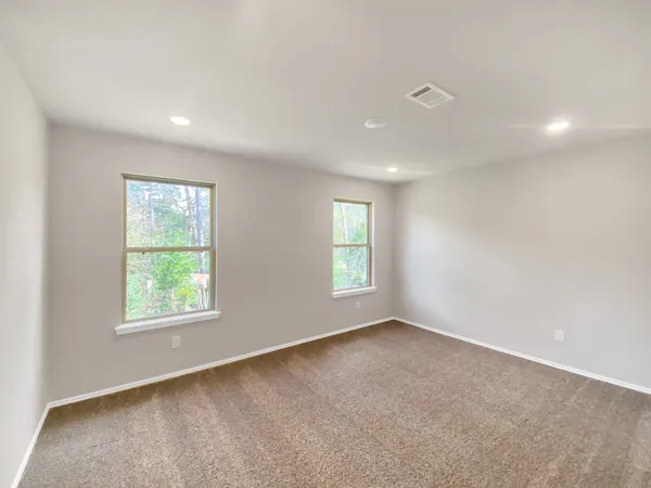 $275,000 | 405 Mohawk Drive, Conroe, TX 77316