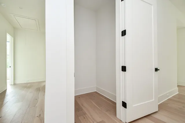 $2,250,000 | 336 West 32nd Street, Houston, TX 77018