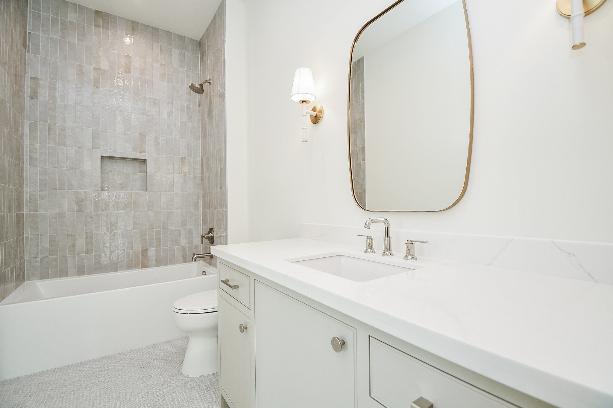 336 West 32nd Street Houston, TX 77018 - Photo 35 of 50 a bathroom with a sink a toilet and a mirror