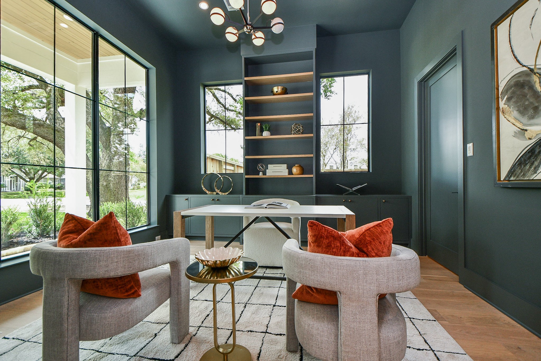 336 West 32nd Street Houston, TX 77018 - Photo 4 of 50 a view of a dining room with furniture window and outside view