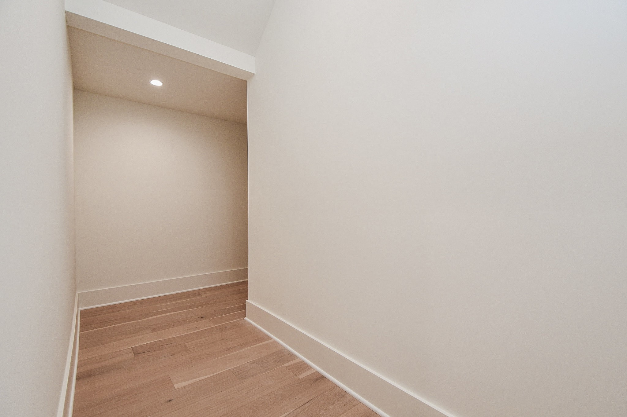 336 West 32nd Street Houston, TX 77018 - Photo 48 of 50 a view of an empty room