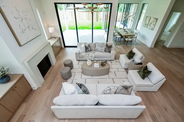 $2,250,000 | 336 West 32nd Street, Houston, TX 77018