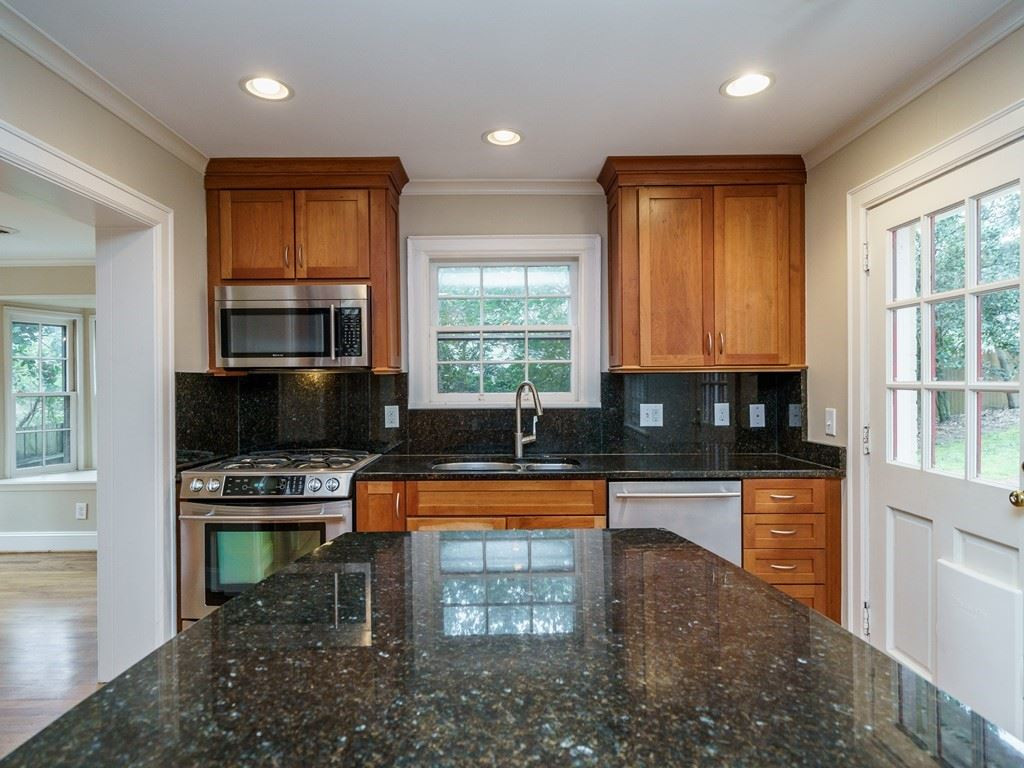 2813 Kittrell Drive Raleigh, NC 27608 - Photo 10 of 30 Kitchen