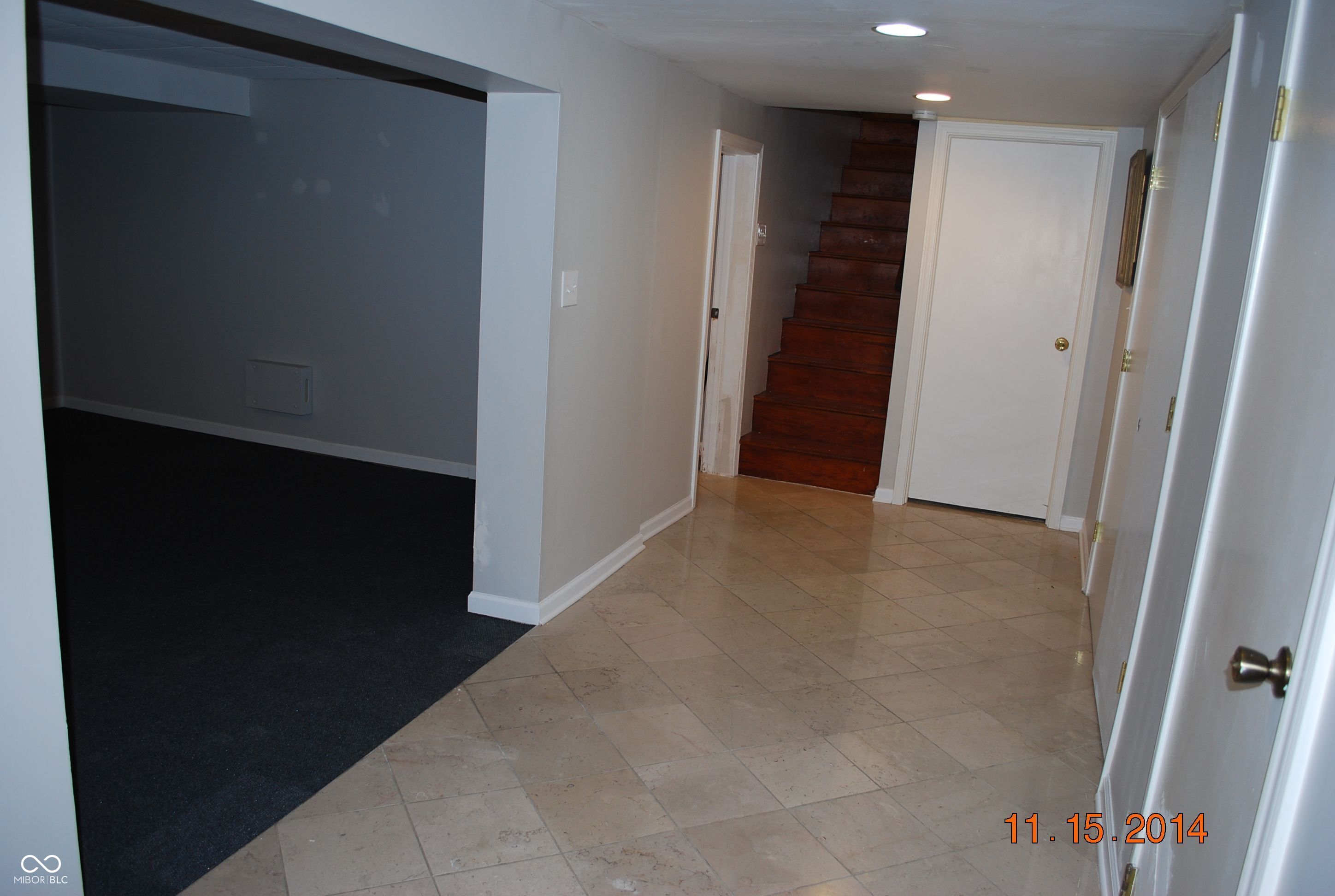 1654 Broad Ripple Avenue Indianapolis, IN 46220 - Photo 3 of 6