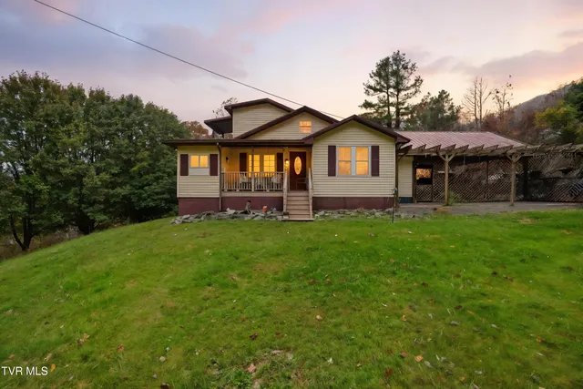 $199,900 | 7229 Rocky Fork Road, Wise, VA 24293