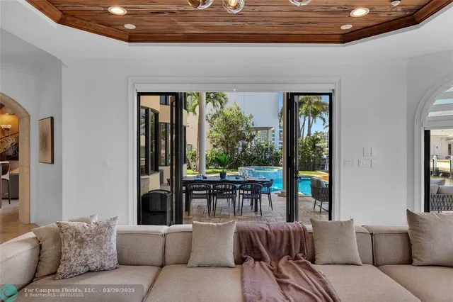 $39,995 | 1011 Rhodes Villa Avenue, Delray Beach, FL 33483