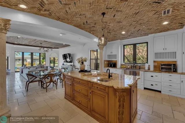 $39,995 | 1011 Rhodes Villa Avenue, Delray Beach, FL 33483