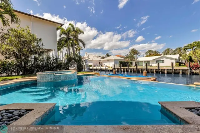 $39,995 | 1011 Rhodes Villa Avenue, Delray Beach, FL 33483