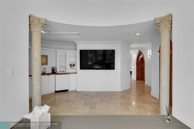 $39,995 | 1011 Rhodes Villa Avenue, Delray Beach, FL 33483