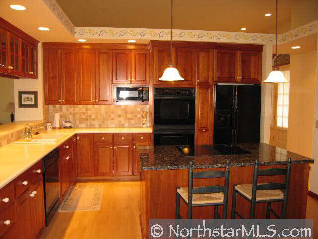 26 Pine Road North Oaks, MN 55127 - Photo 4 of 10 Gallery Image 4