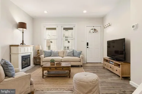 $309,000 | 118 Jamestown Avenue, Philadelphia, PA 19127