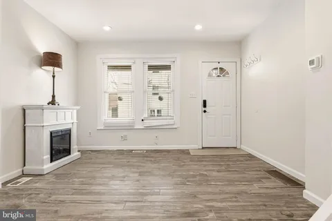 $309,000 | 118 Jamestown Avenue, Philadelphia, PA 19127