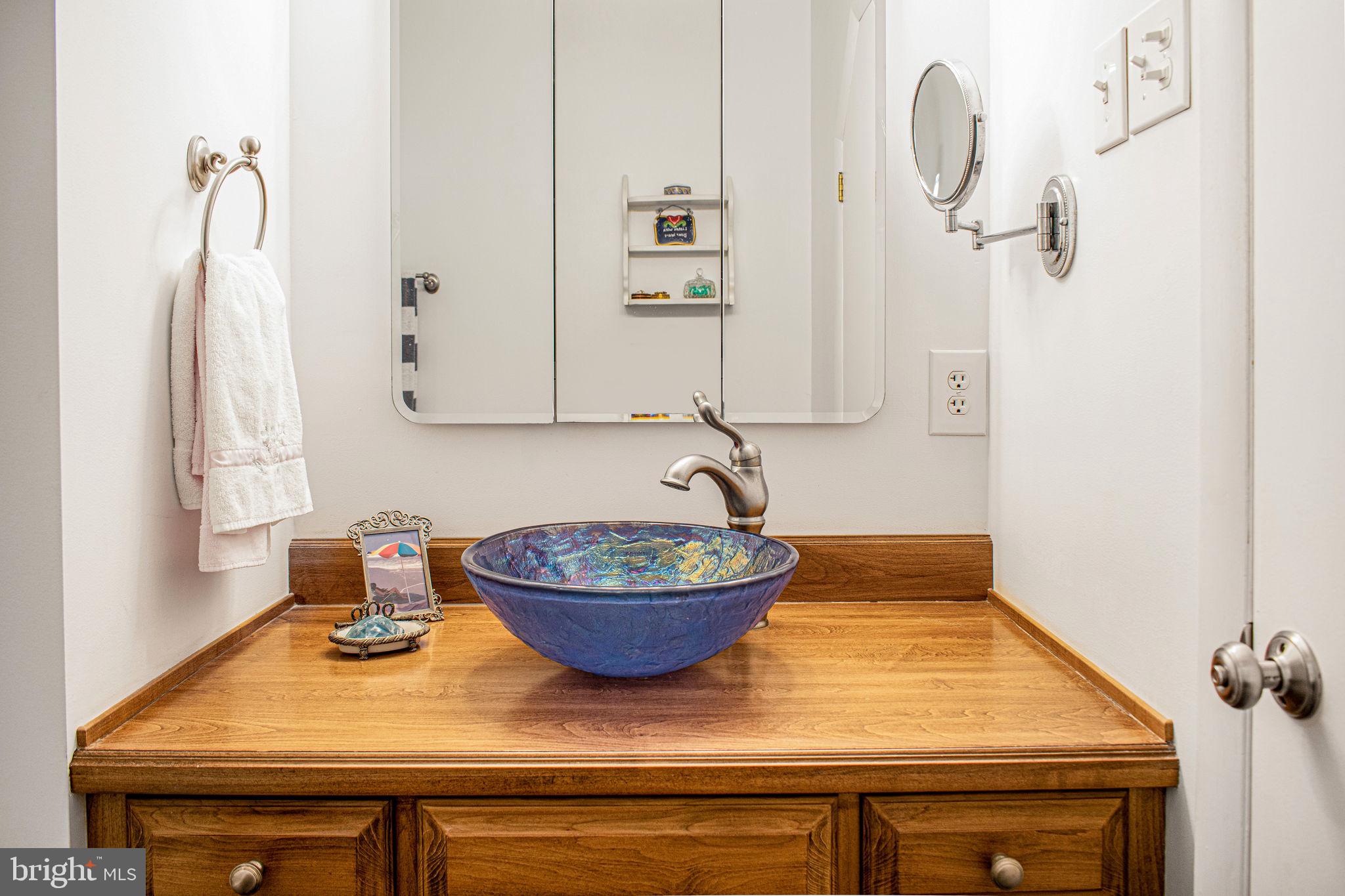 6010 Clevelandtown Road Boonsboro, MD 21713 - Photo 32 of 59 2nd Full Bathroom