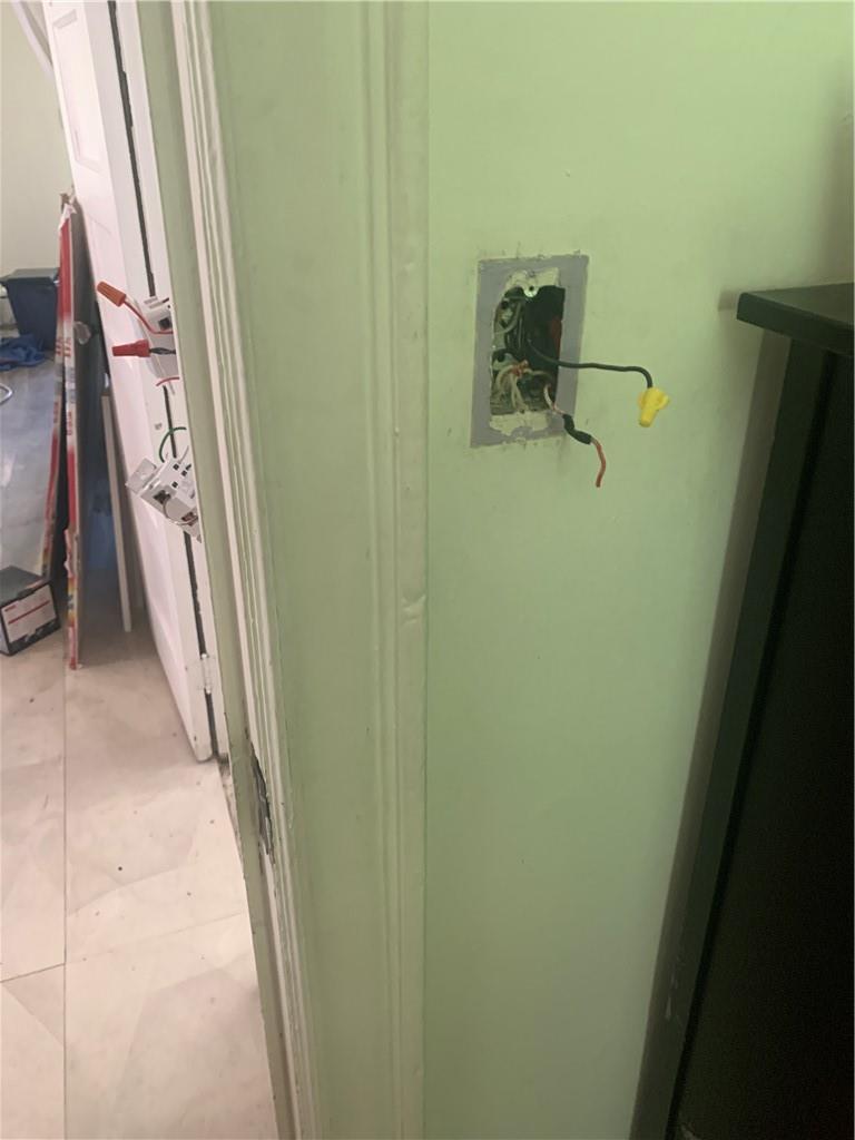 3384 Ely Avenue Bronx, NY 10469 - Photo 4 of 11