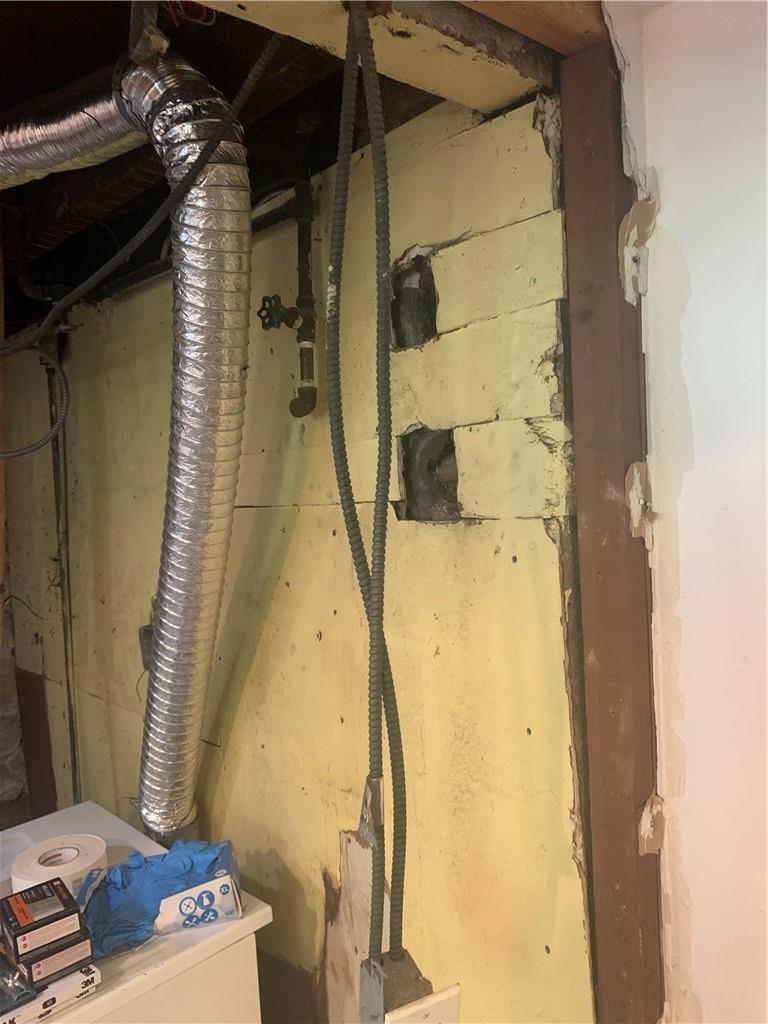 3384 Ely Avenue Bronx, NY 10469 - Photo 10 of 11 a bathroom with a shower