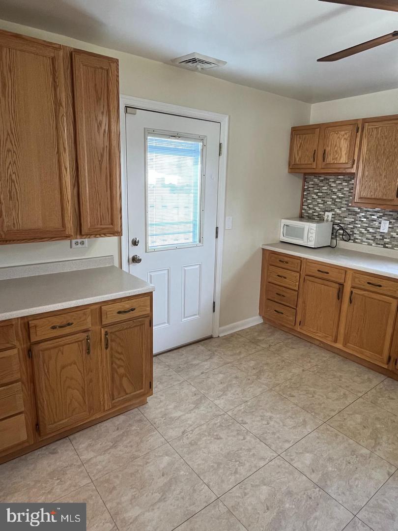 3 Wilbur Road Baltimore, MD 21221 - Photo 5 of 16