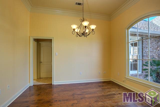 9304 Homestead Drive Baton Rouge, LA 70817 - Photo 12 of 30 Dining room or previously used as an office