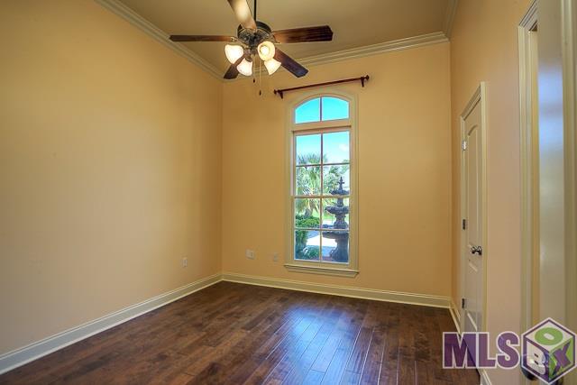 9304 Homestead Drive Baton Rouge, LA 70817 - Photo 20 of 30 Front Bedroom with high ceilings