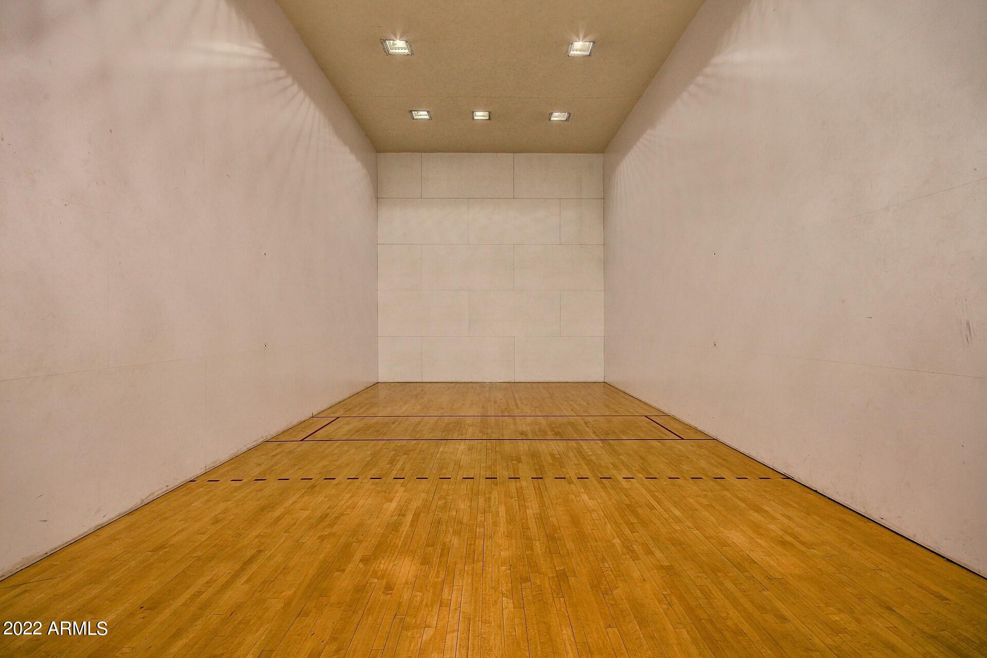 5611 South Crows Nest Road Tempe, AZ 85283 - Photo 33 of 44 THE LAKES - 2 INDOOR COURTS