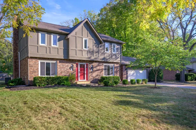 $530,000 | 1346 Smokey Row Lane, Carmel, IN 46033