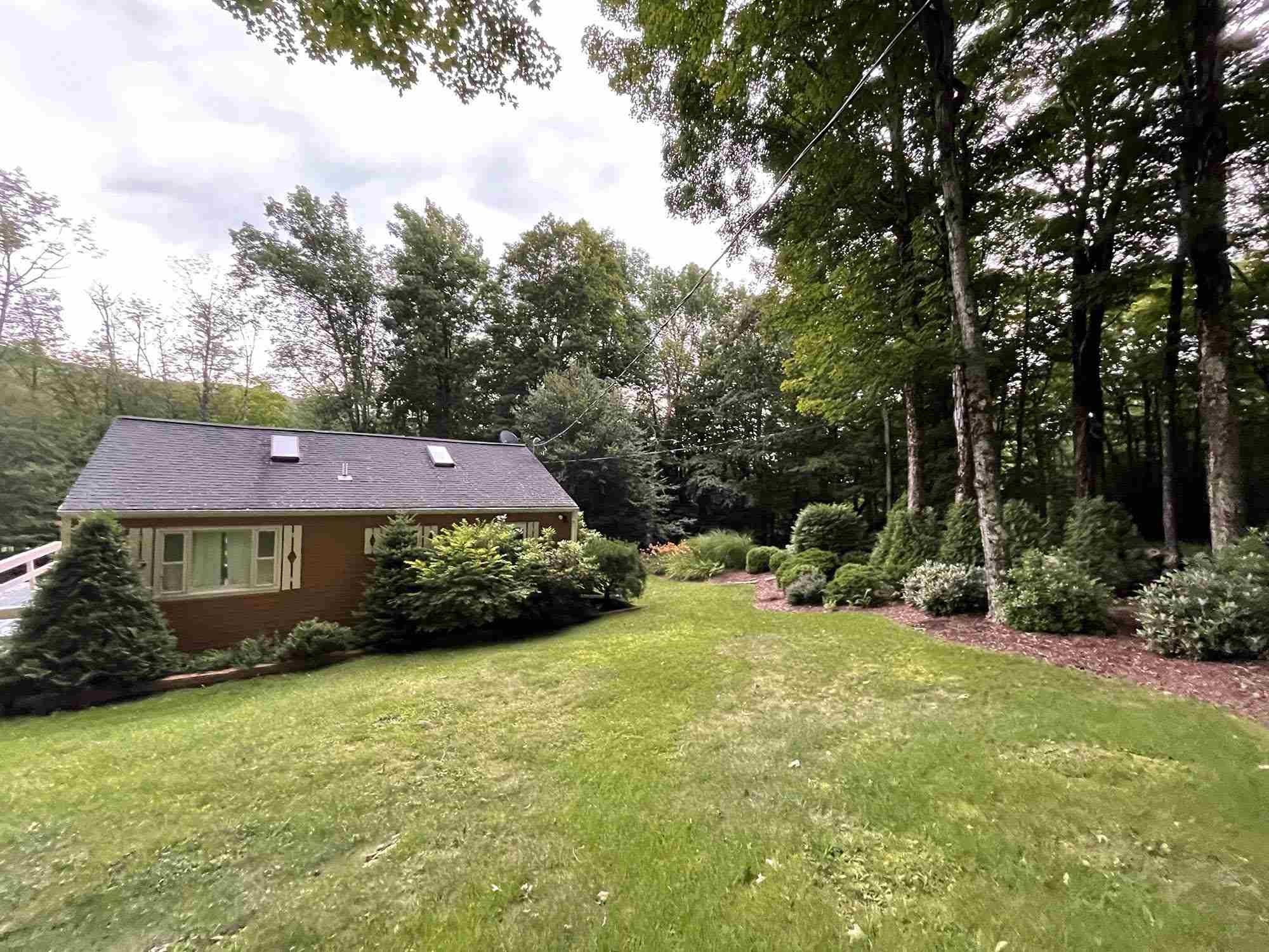 726 Sportsman Road Stamford, VT 05352 - Photo 5 of 30