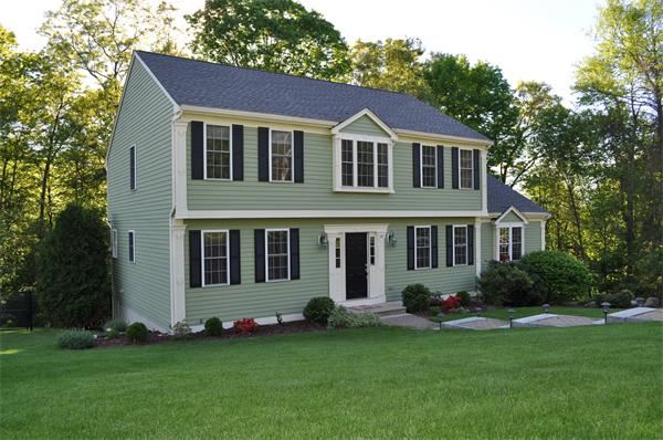 26 Field Pond Road Milford, MA 01757 - Photo 1 of 30 Gallery Image 1