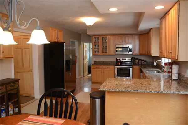 26 Field Pond Road Milford, MA 01757 - Photo 7 of 30 Gallery Image 7