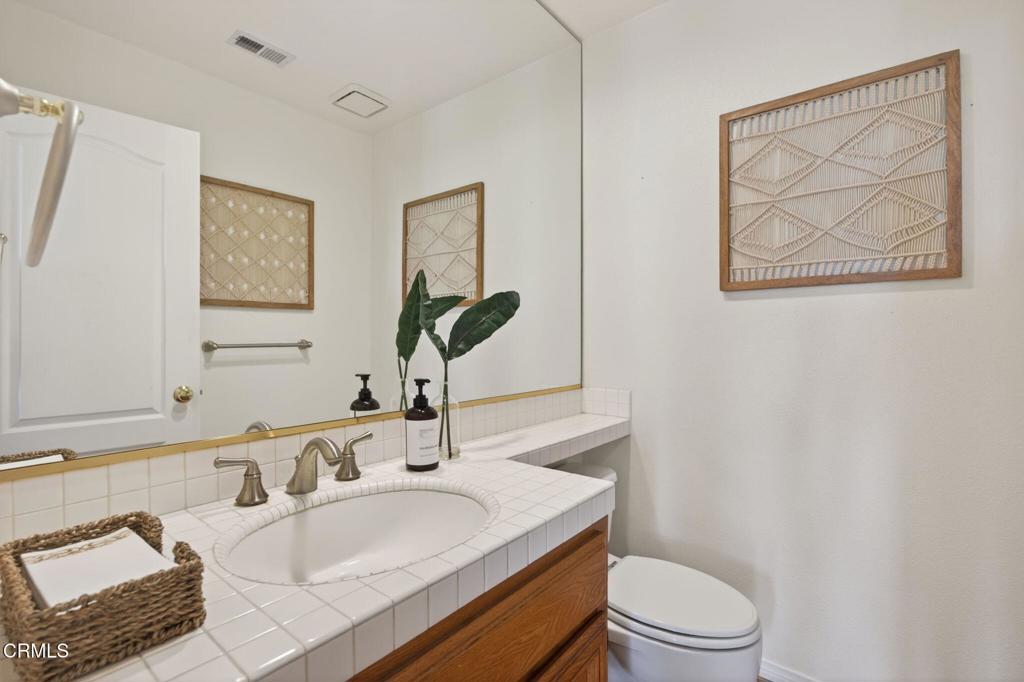 2220 Pebble Beach Trail Oxnard, CA 93036 - Photo 45 of 76