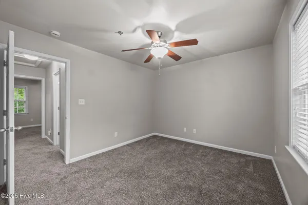 $1,275 | 140 Greenford Place, Jacksonville, NC 28540