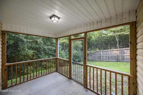 $1,275 | 140 Greenford Place, Jacksonville, NC 28540