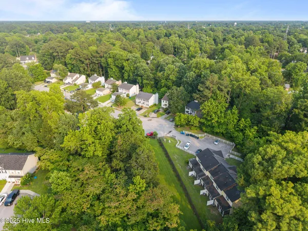 $1,275 | 140 Greenford Place, Jacksonville, NC 28540