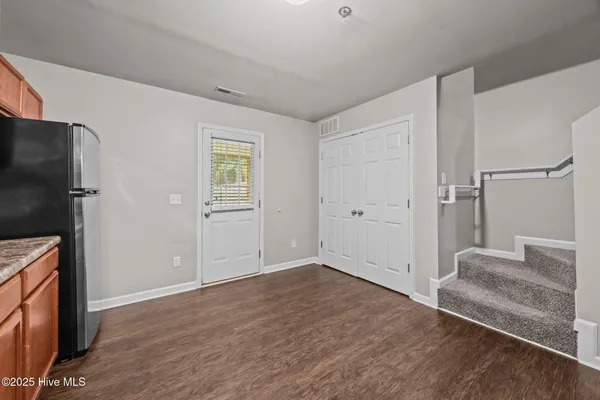 $1,275 | 140 Greenford Place, Jacksonville, NC 28540