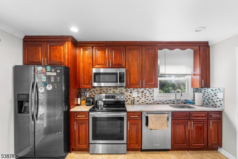 159 East Shore Trail Sparta, NJ 07871 - Photo 11 of 41