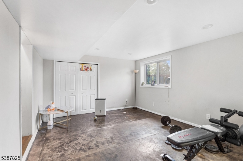 159 East Shore Trail Sparta, NJ 07871 - Photo 23 of 41