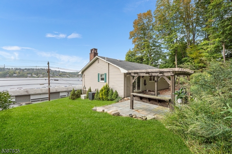 159 East Shore Trail Sparta, NJ 07871 - Photo 28 of 41